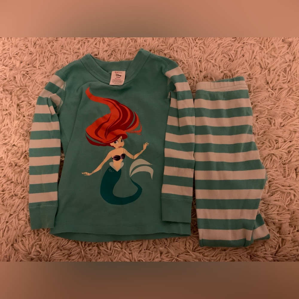Hanna Andersson size 3T pajamas - Ariel little mermaid
